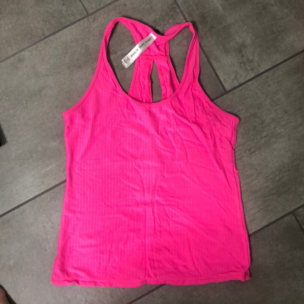 Workout tank top